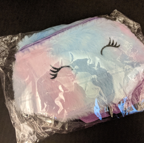 Unicorn Fanny Pack - Picture 6 of 7